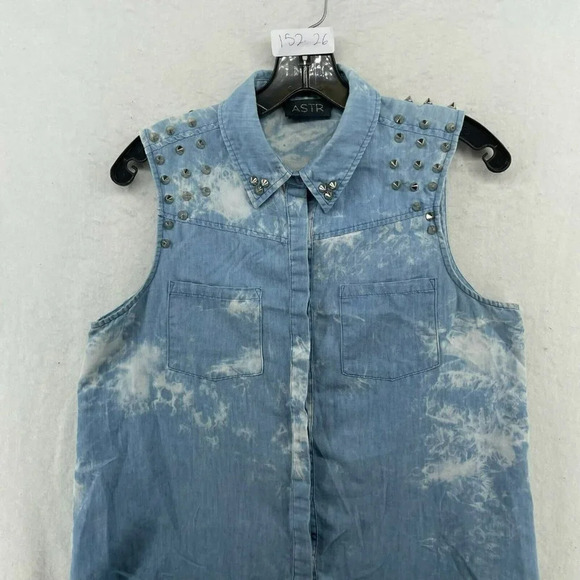 ASTR Tank Womens S Blue Bleach Detail Spikes Studs Split Back Hi-Low Soft Denim - Picture 6 of 11